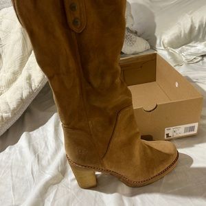 Brand new uggs size 8.5